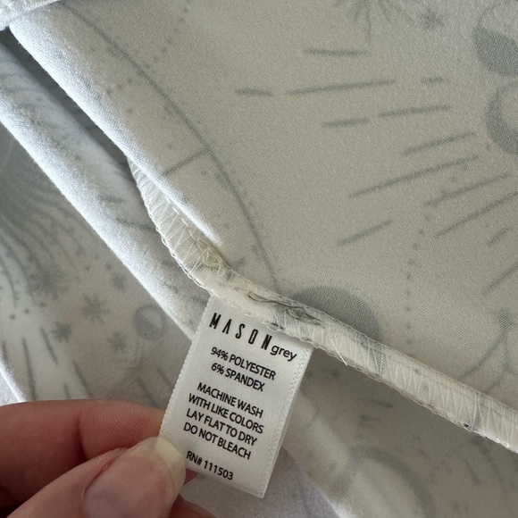 Mason Grey Robe - Picture 10 of 16